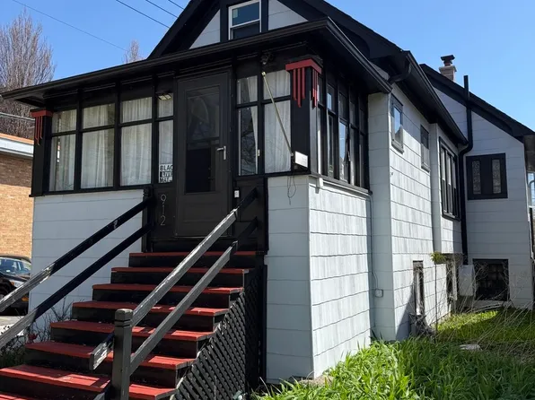 912 S Taylor Ave, Oak Park, IL 60304