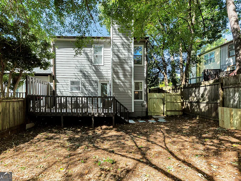 1018 Falling Valley Ct SE — Photo 25