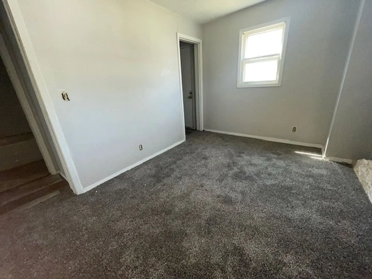 713 S Duluth Ave — Photo 3
