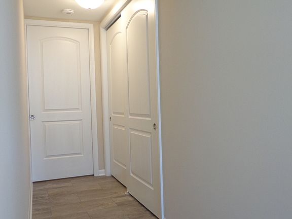 2nd image of 2218 Clifton Pl