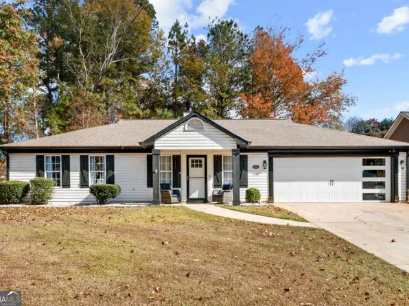 2254 Valley Wood Dr, Lawrenceville, GA 30044