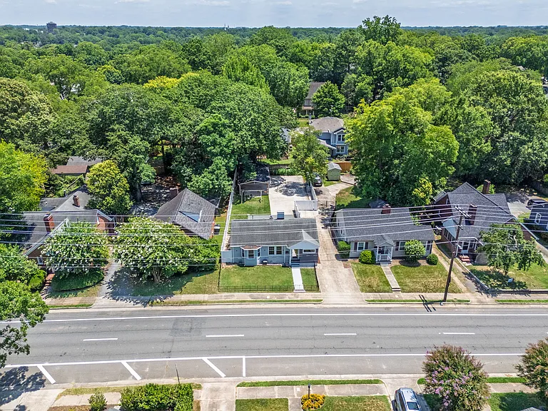 2113 Scott Ave — Photo 22