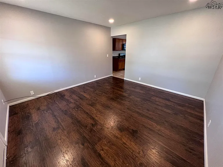 2707 Byrne Pl — Photo 2