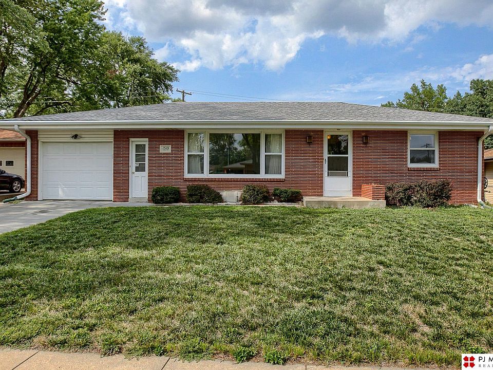 1510 Fairfield St, Lincoln, NE 68521 Zillow