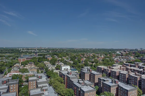 Sold by Benjamin Realty Since 1980 | media 36