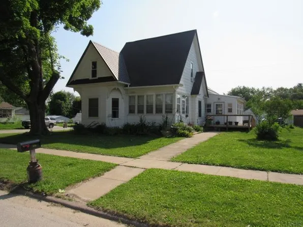 408 Jackson St, Olin, IA 52320