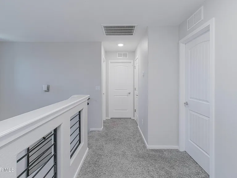 13909 Summer View Ave — Photo 23