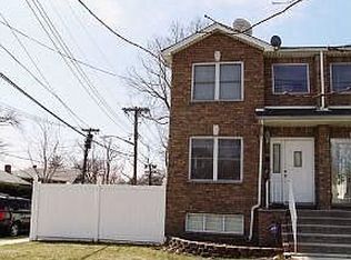 122 Lily Pond Ave, Staten Island, NY 10305