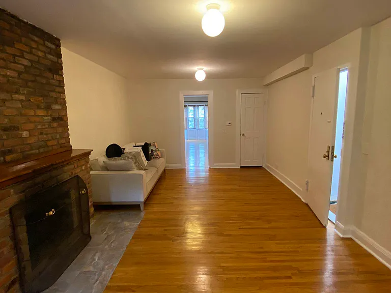 736A Union St #3 — Photo 10