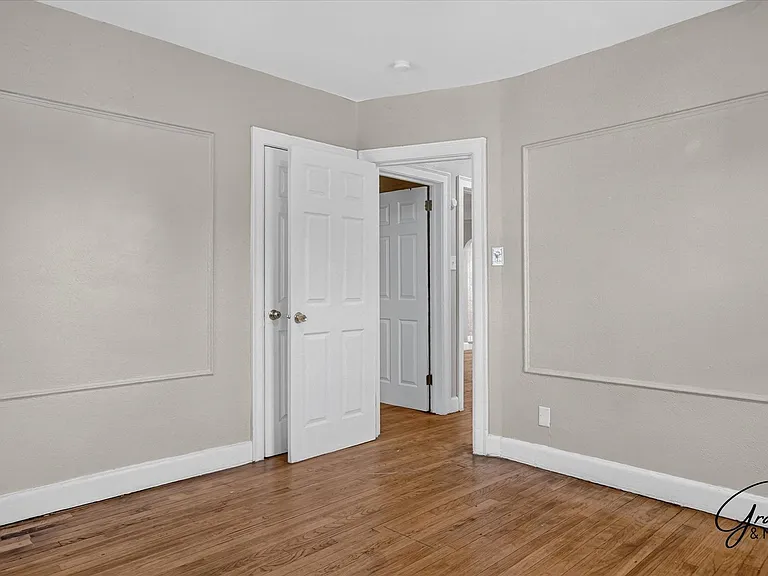 17127 Roselawn St — Photo 19