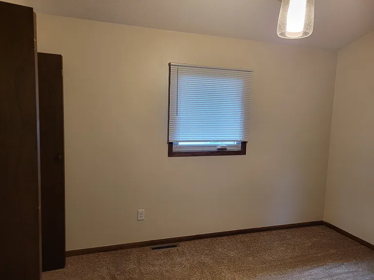 1320 N Jefferson St — Photo 9