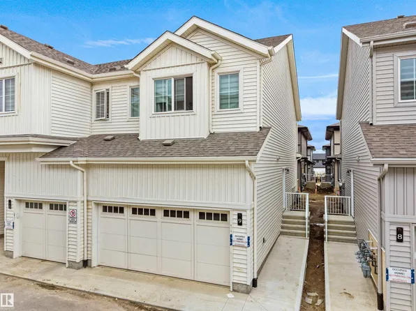 7110 Keswick Blvd SW #9, Edmonton, AB T6W 2P7