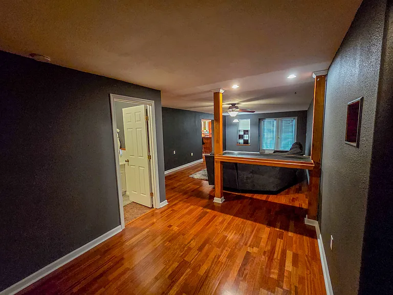 8401 Kennedy Dr — Photo 28