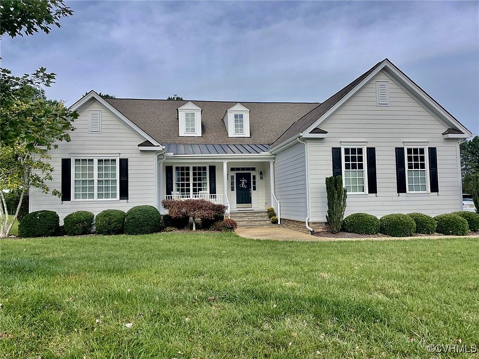 1st image of 891 Dogwood Dell Ln