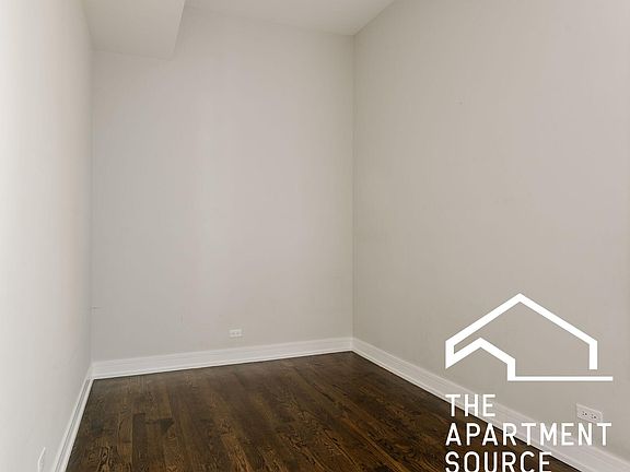 5th image of 2648 W Augusta Blvd #2REAR