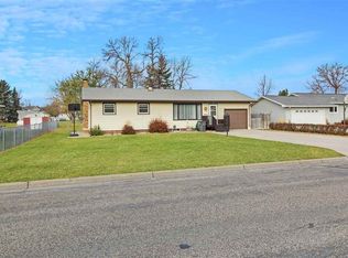 503 4th St W, Velva, ND 58790