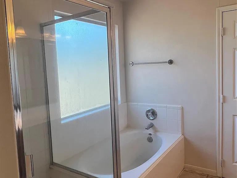 3223 Amber Meadow Dr — Photo 13