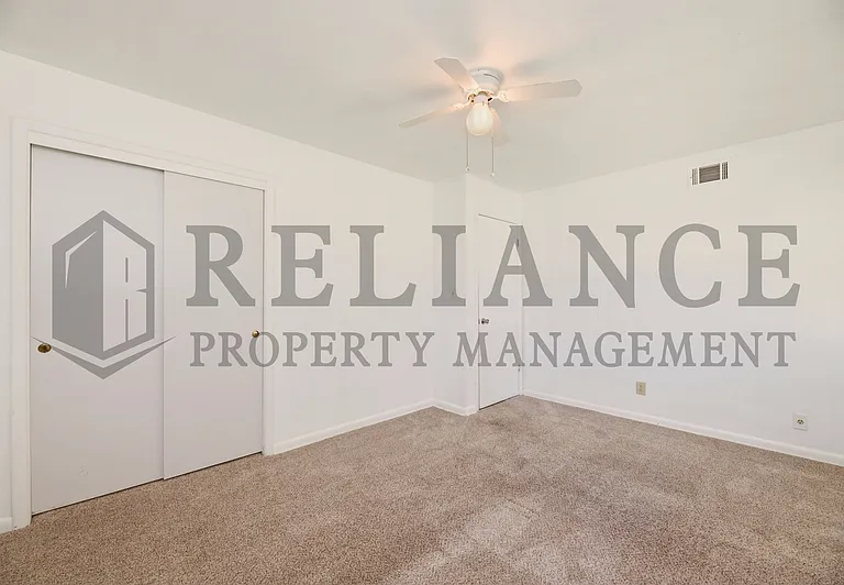 2425 N Marigold Ln — Photo 34