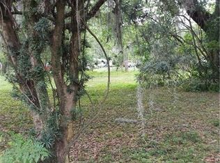 136 Lithia Pinecrest Rd, Brandon, FL 33511