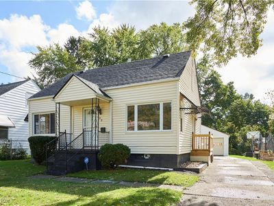 90 W Burns Ave, Akron, OH, 44310