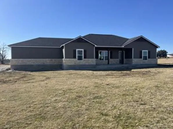 7912 N Lone Star Pkwy, Moody, TX 76557