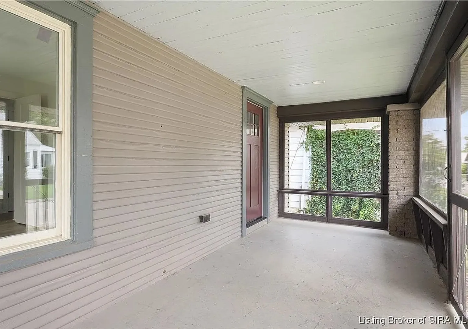 4 bedroom House in New Albany — Photo 3