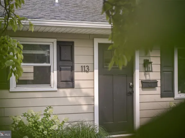 113 Manor Rd, Paoli, PA 19301