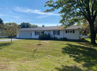 E1887 Amy St, Waupaca, WI 54981