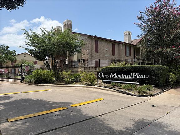 2nd image of 2120 El Paseo St APT 315