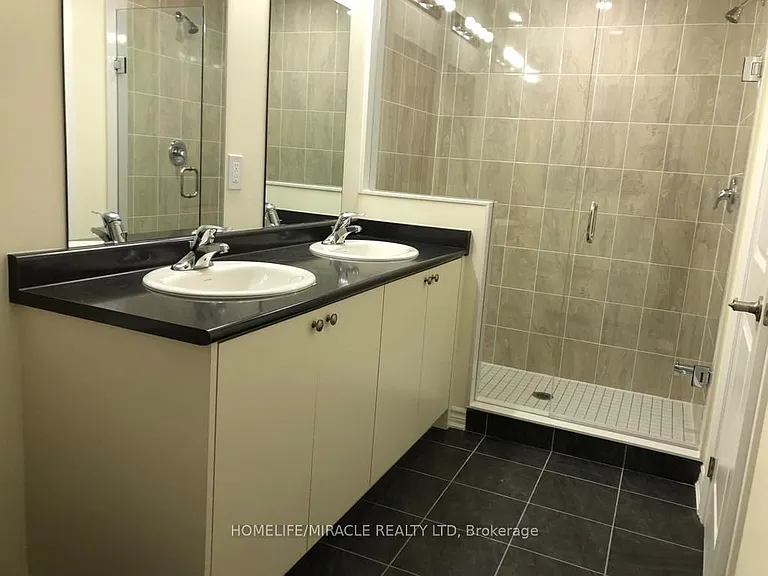 25 Closson Dr — Photo 13