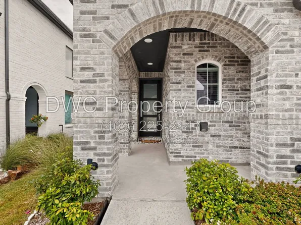 1636 Whispering Meadow Dr, Van Alstyne, TX