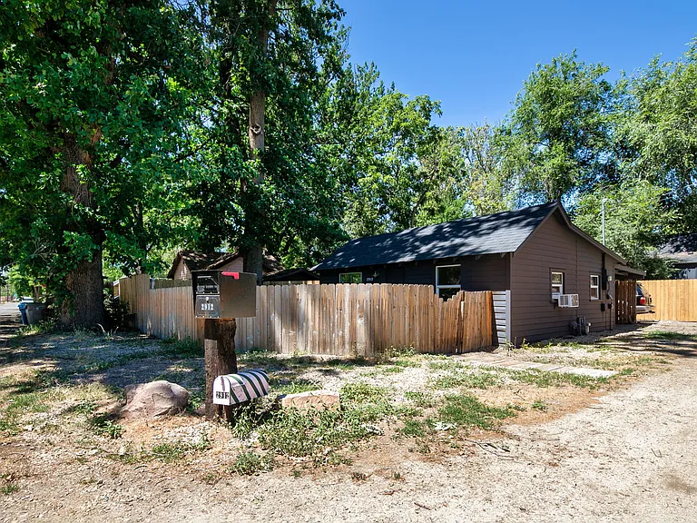 2912 W Bella St — Photo 26