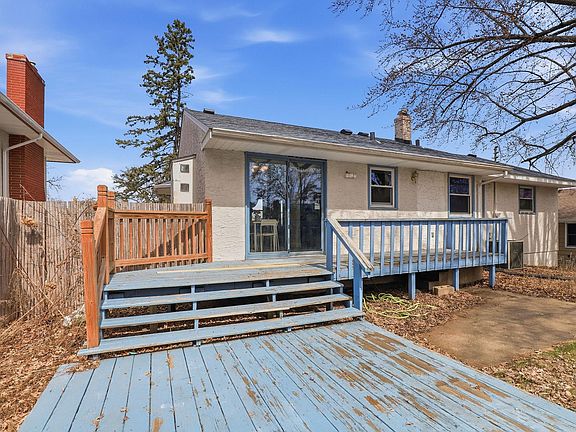 4th image of 2238 Berland Pl