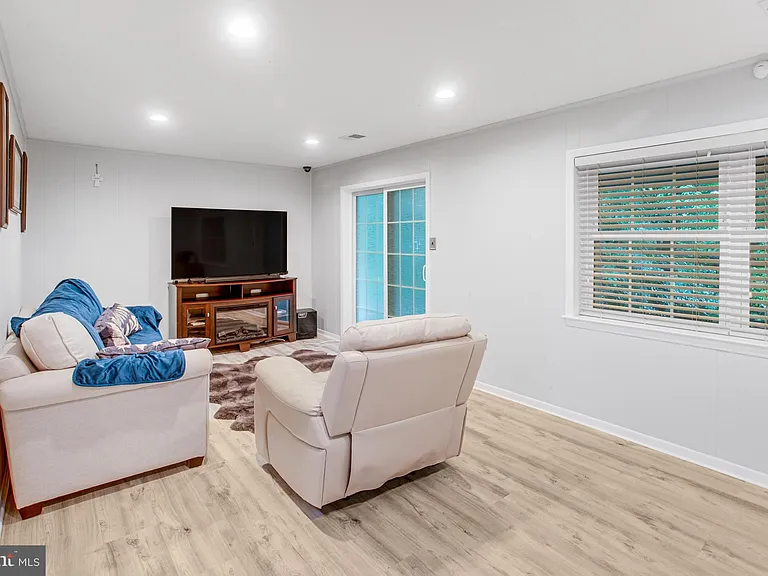 3434 Fort Lyon Dr — Photo 30