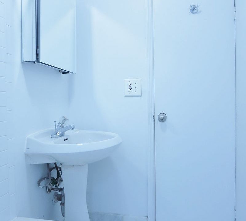 1st image of 531 E 78th St APT 1C