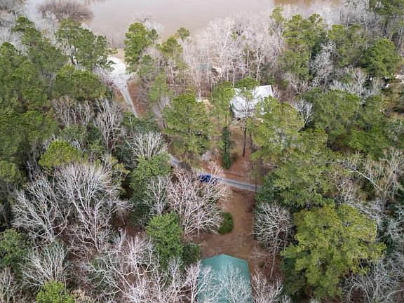 2nd image of 1380 Landing Rd