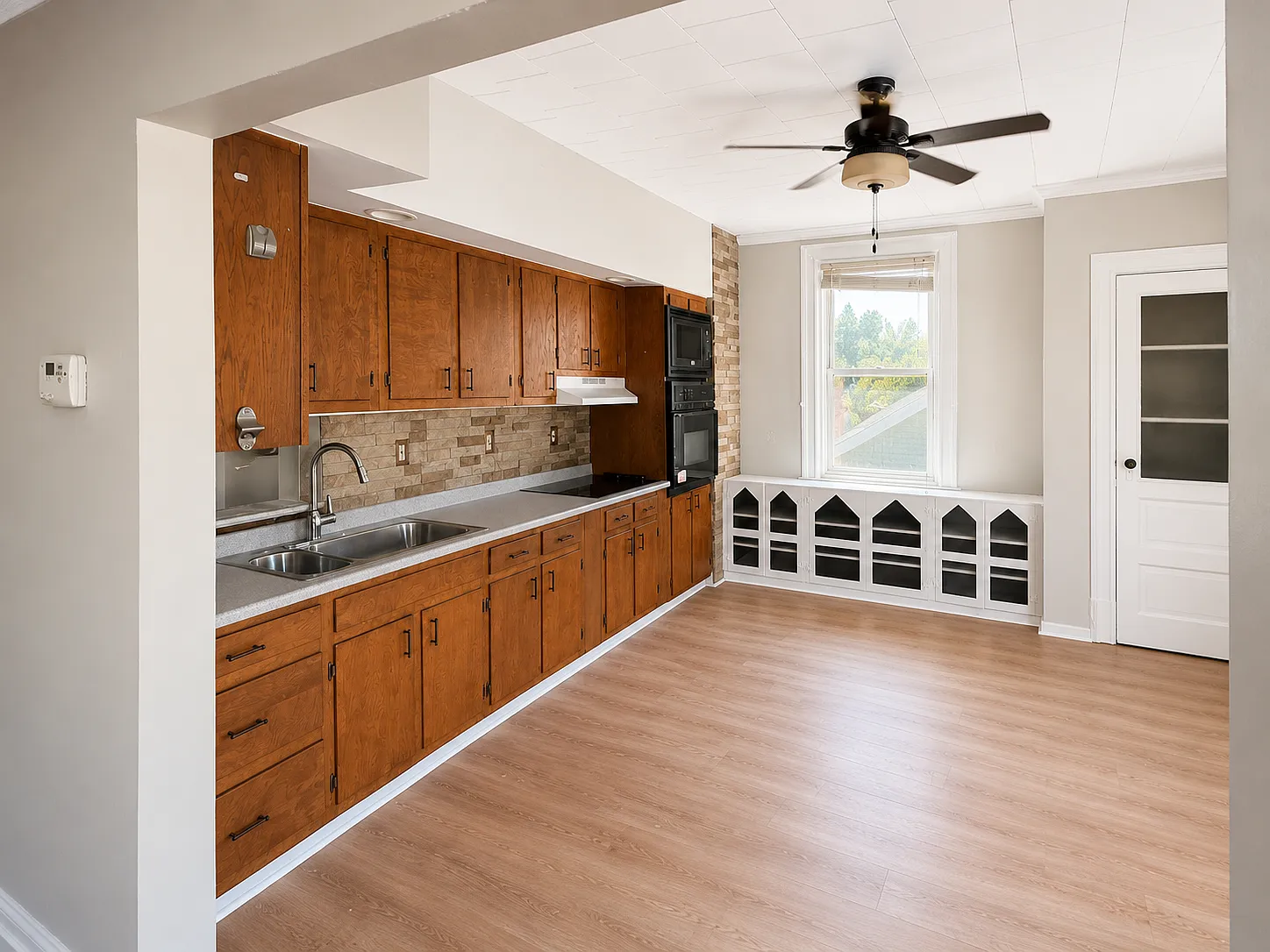 3 bed, 1800 sqft, $1,750 — Photo 1