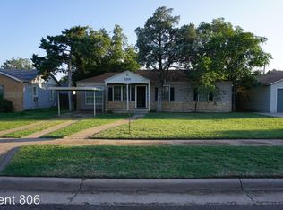 3218 33rd St, Lubbock, TX 79410