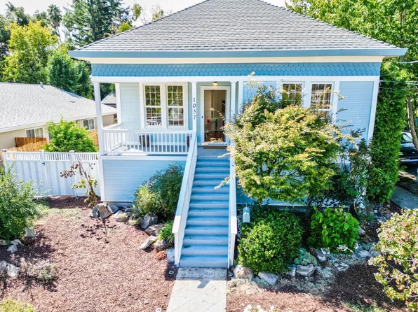 1037 Juarez St, Napa, CA 94559