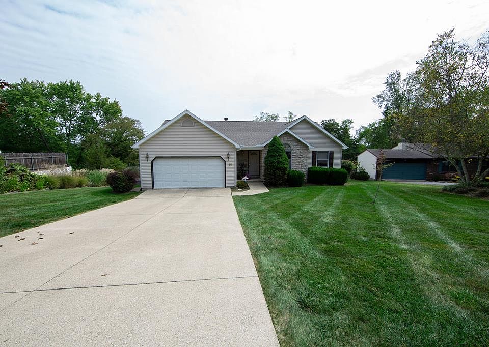 1st image of 10 Linwood Dr