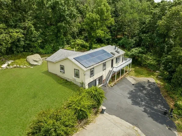 121 Millard St, Fall River, MA 02720