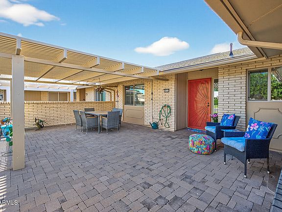 3rd image of 10137 W MOUNTAIN VIEW Road