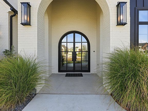5th image of 3022 Southern Rise Ct