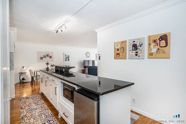 1 Gold St #3D — Photo 5