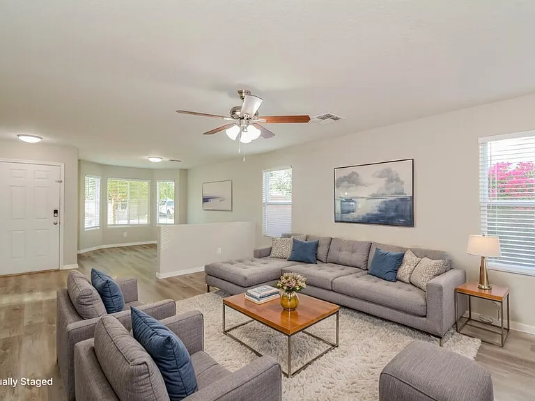 15438 W Mercer Ln — Photo 5