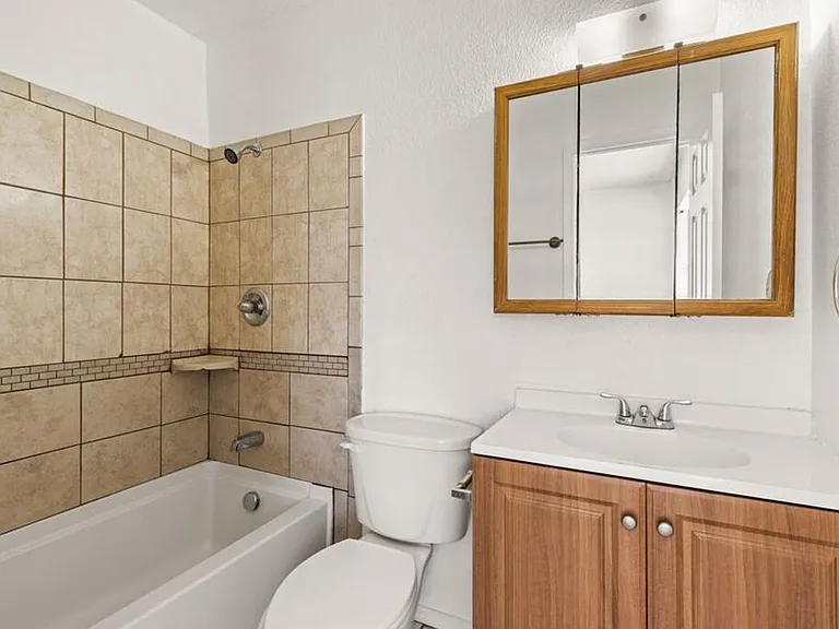 11701 Henry Phipps Dr — Photo 19