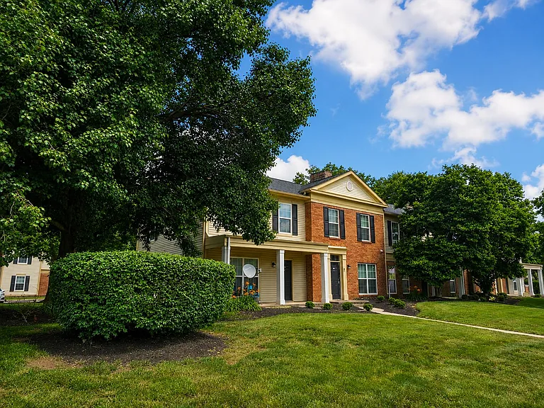 The Bradford at Easton Apartment Homes — Photo 38