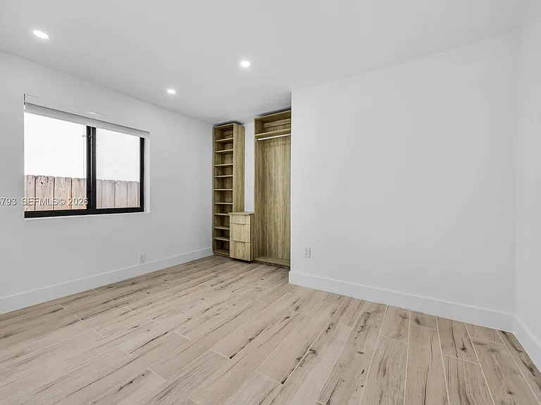 3050 SW 26th St #3050 — Photo 13