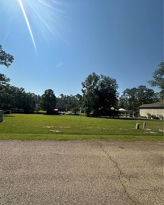 2nd image of 31120-31132 Dendinger Mill Rd