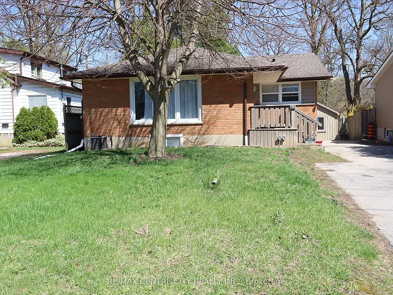 83 Britannia Ave — Photo 27